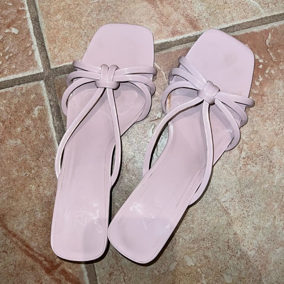 Zara Light Pink Knotted Sandals - Picture 2 of 9